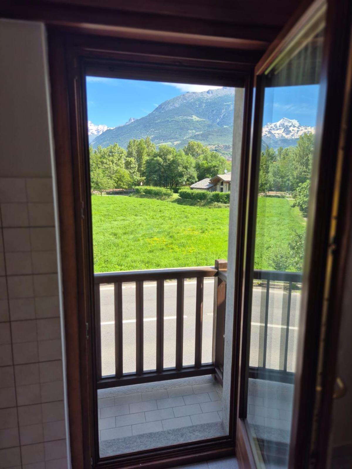 Ospitalita, Natura, Sport A Due Passi Da Aosta Exterior foto